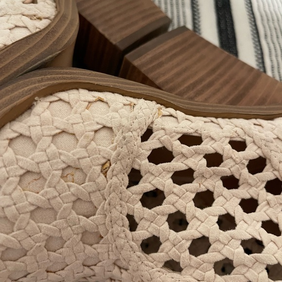 Jessica Simpson Cream Timara 2 Western Woven Bootie Size 7.5 Worn Condition - Picture 5 of 10